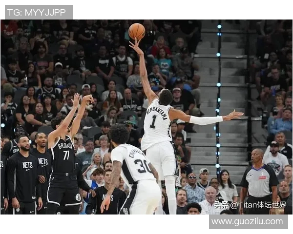 马刺新秀展现出色表现,战绩暂居西部第三 马刺新秀展现出色表现,战绩暂居西部第三